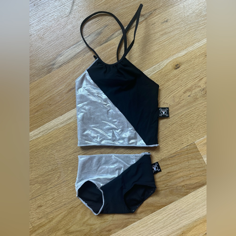 Nununu two tone silver and black bikini. Size 12-18 months.